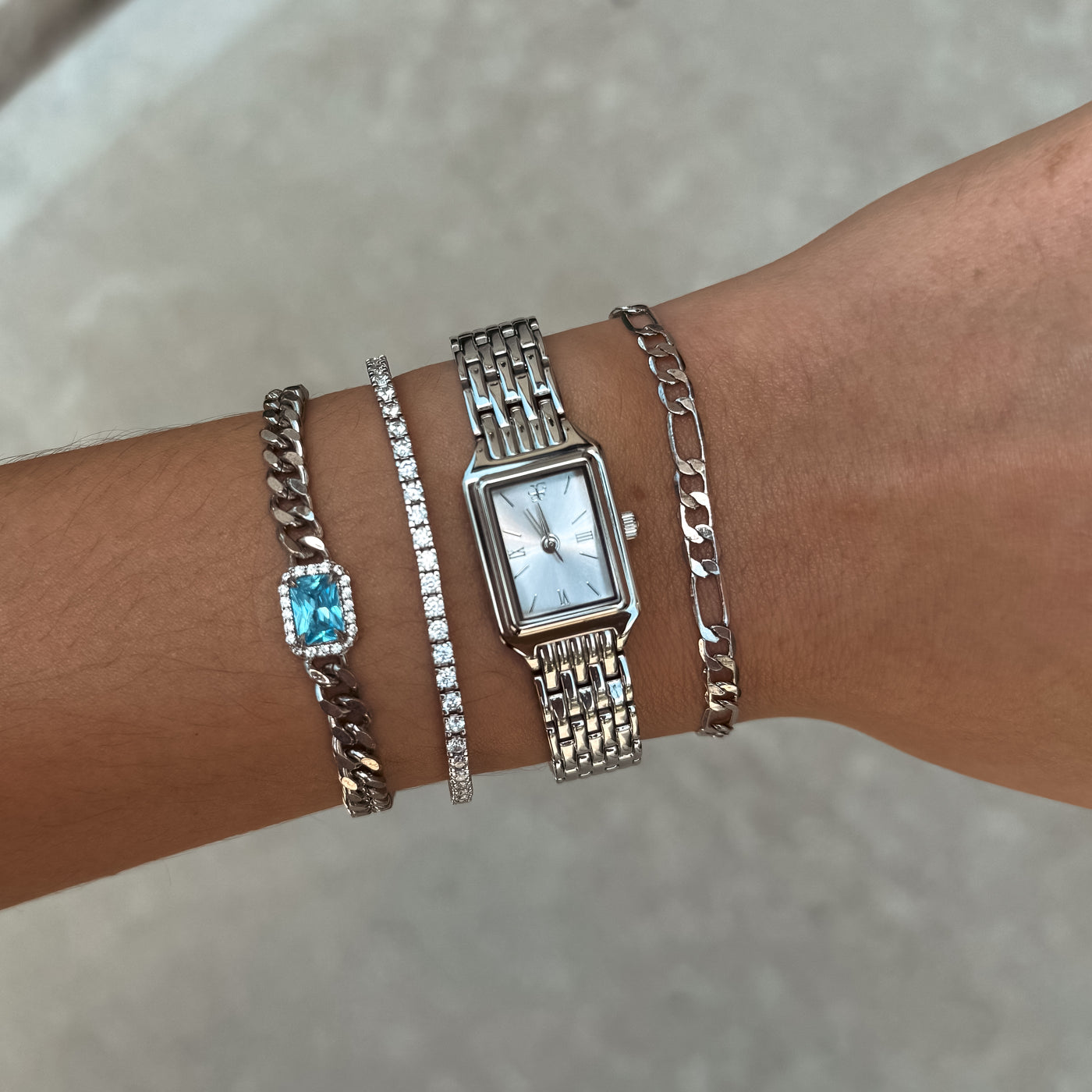 Amélie Watch